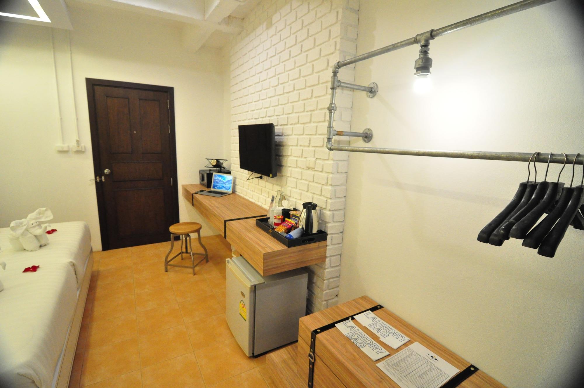 Forty Winks Phuket Hotel Patong Ngoại thất bức ảnh