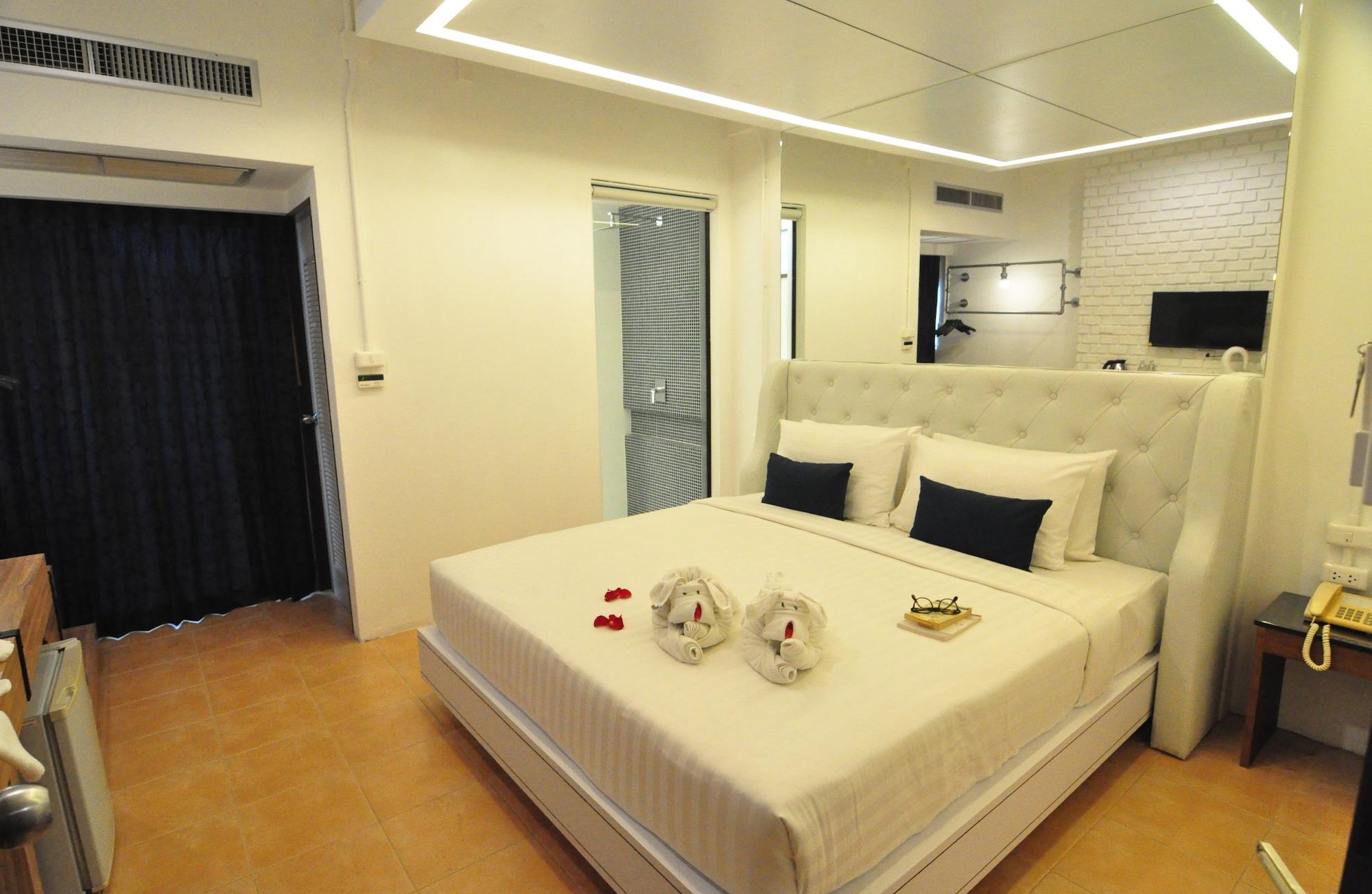 Forty Winks Phuket Hotel Patong Ngoại thất bức ảnh