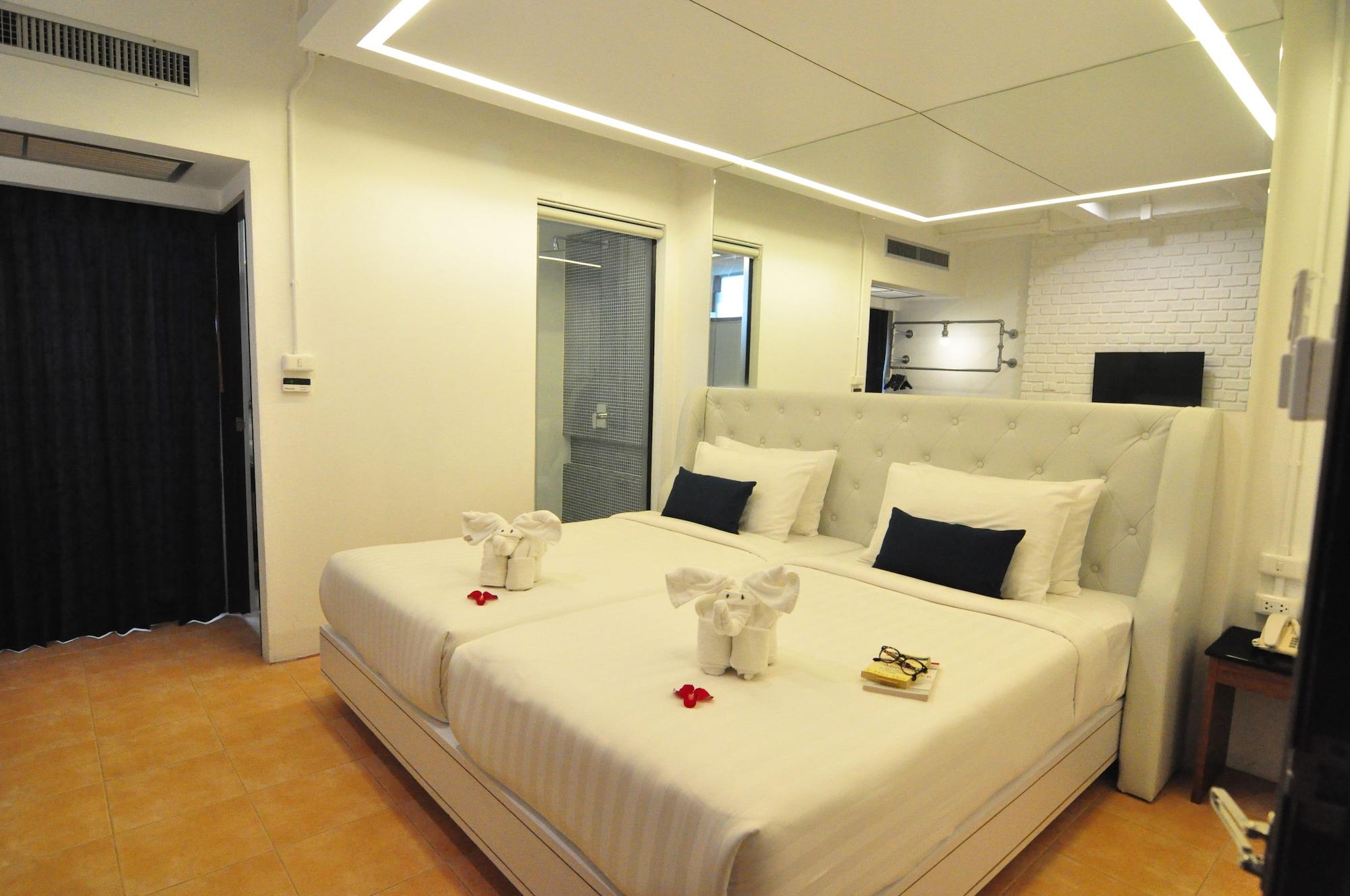 Forty Winks Phuket Hotel Patong Ngoại thất bức ảnh