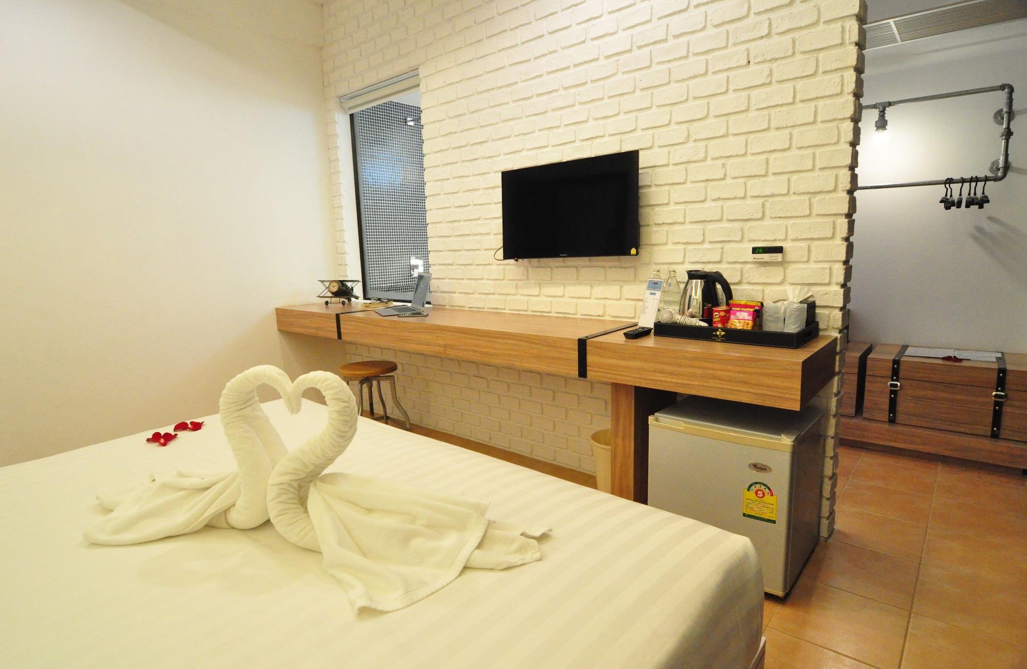 Forty Winks Phuket Hotel Patong Ngoại thất bức ảnh