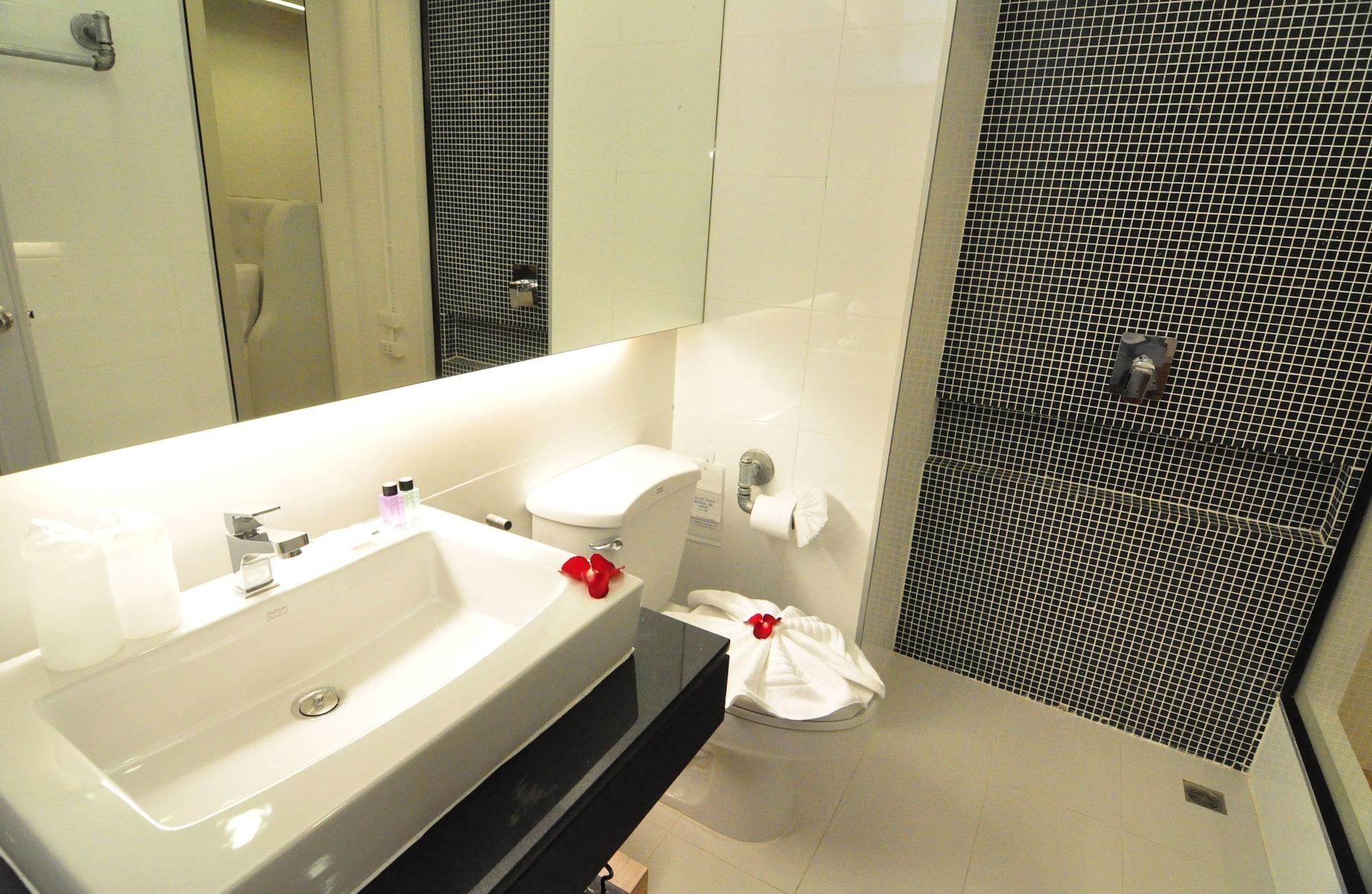 Forty Winks Phuket Hotel Patong Ngoại thất bức ảnh