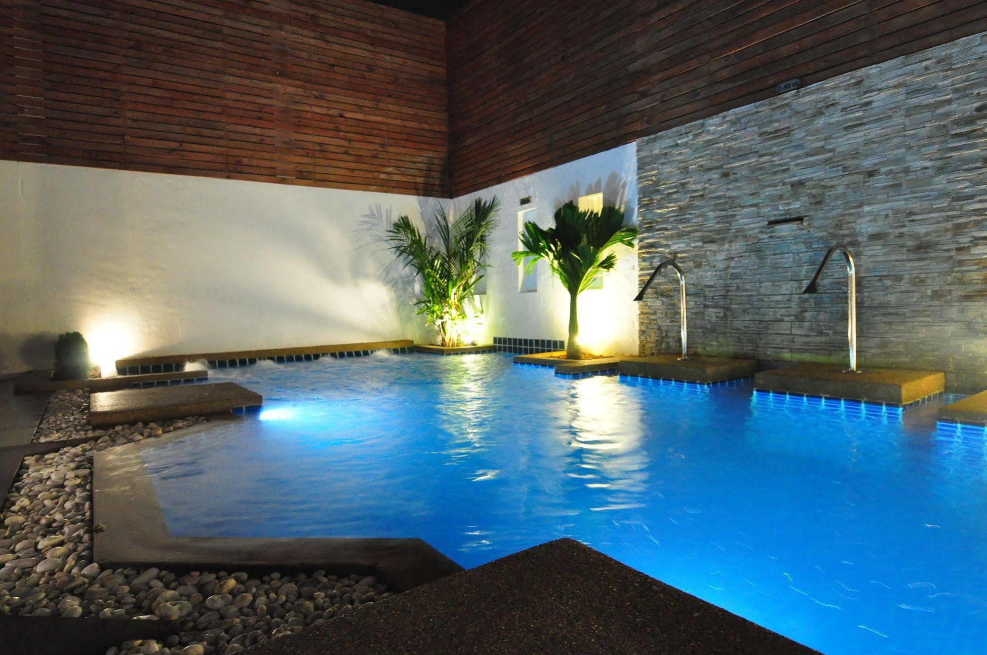 Forty Winks Phuket Hotel Patong Ngoại thất bức ảnh